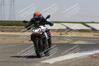 media/Sep-01-2025-Lets Ride (Mon) [[4370d11284]]/B Group/1220pm (Wheelie Bump)/